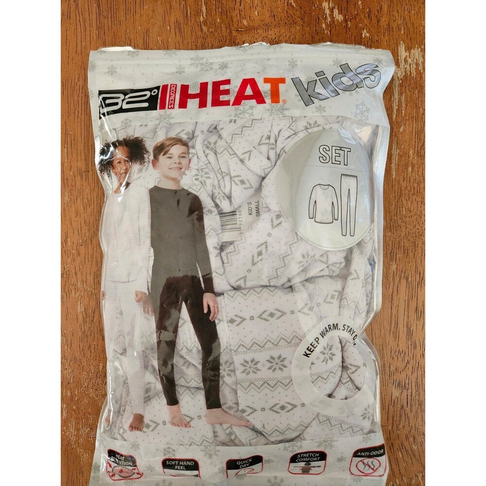 32 Degrees Heat Set Kids Size Small Base Layer Top and Bottom Long Johns Pajamas